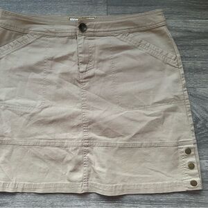 Aventura organic cotton Tan khaki Mini Skirt with snap button slits